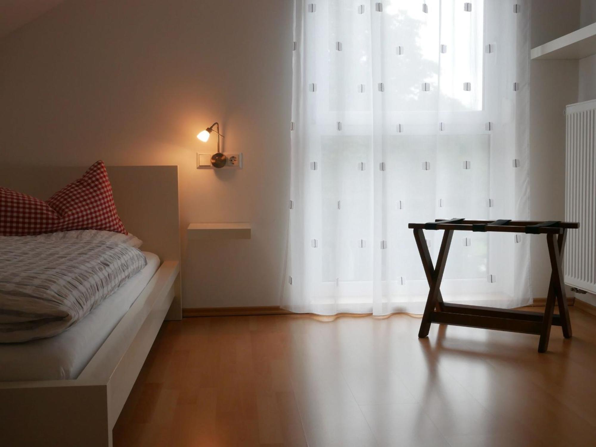 Ferienwohnungen Knodel Sachsenheim Bagian luar foto